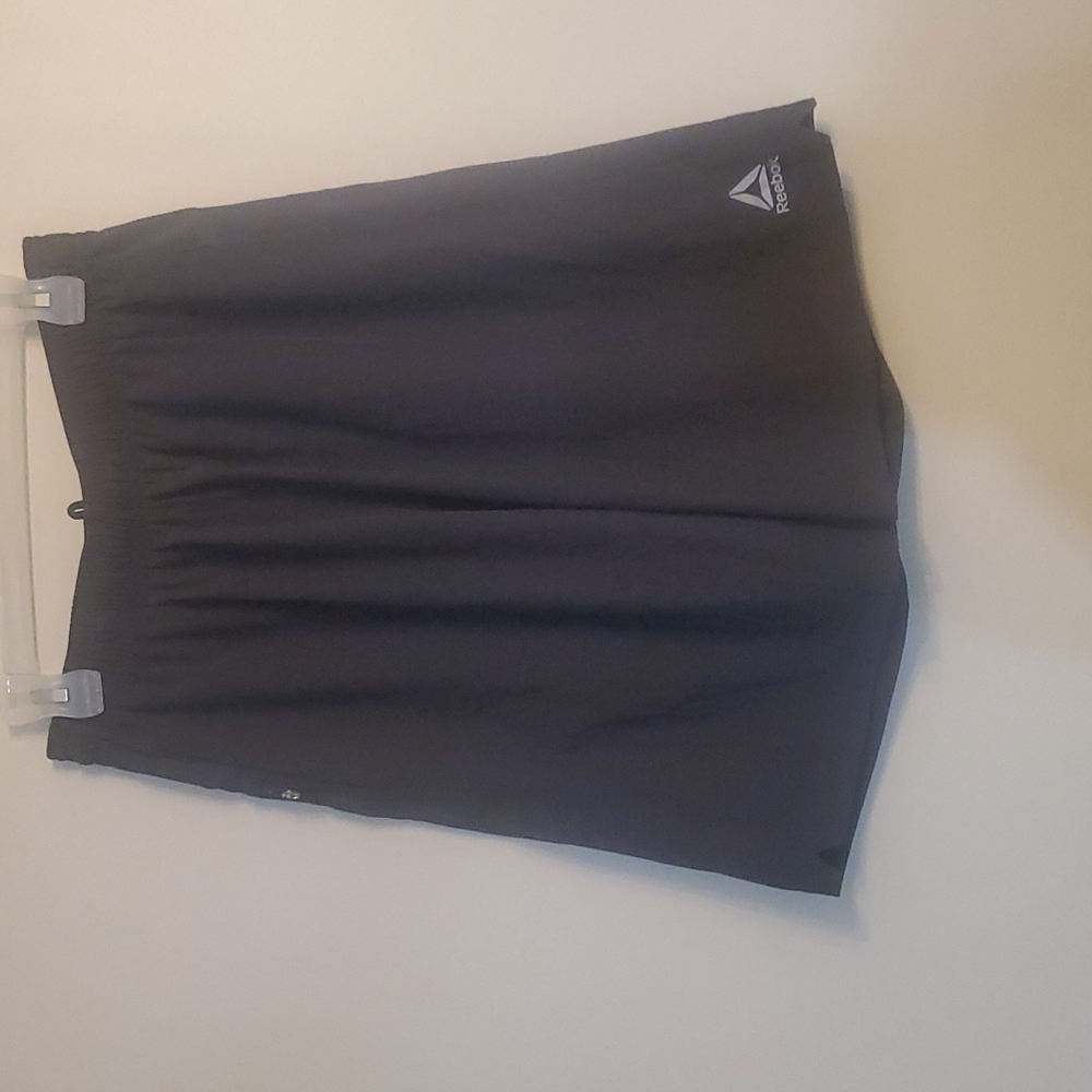 Nwot mens L Reebok shorts
